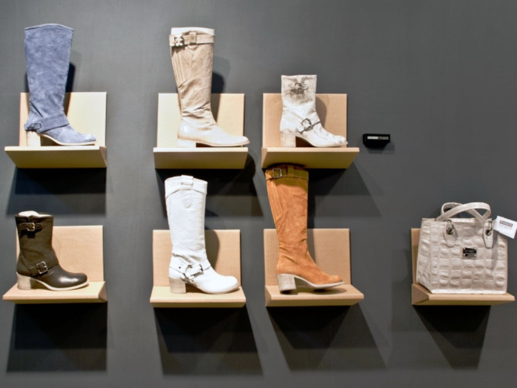 MagnetPlaster Shoe wall 2