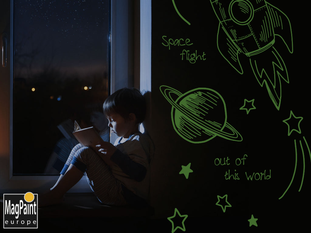 GlowPaint - boy reading